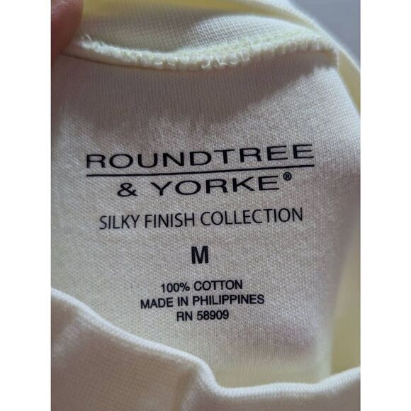 Roundtree & Yorke Men's Cream Solid Mock Neck Long-Sleeve Shirt Size M NWT - Picture 2 of 7